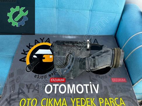 Mitsubishi L200 Hava Filtresi Kutusu 1500A749 çıkma parça
