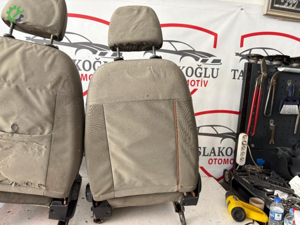 Fiat Punto Ön Koltuk çıkma parça