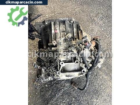 Hyundai Accent Şanzıman Komple çıkma parça