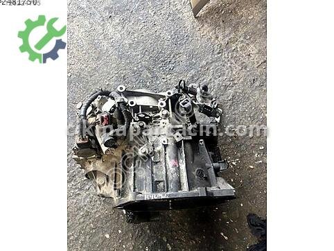 Hyundai Accent Şanzıman Komple çıkma parça