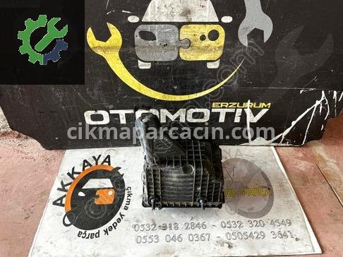 Renault Trafic Hava Filtresi Kutusu 165009078R çıkma parça