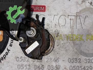Renault Megane Yakıt Pompası 167003608R çıkma parça