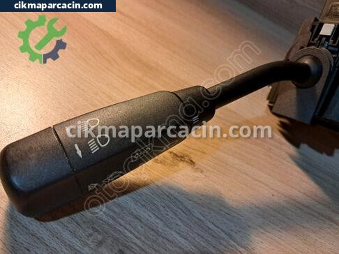 Mercedes-Benz A Serisi Sinyal Kolu çıkma parça