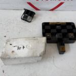 PEUGEOT 307 SAĞ ÖN KAPI İÇ CAM SIYIRICI FİTİL