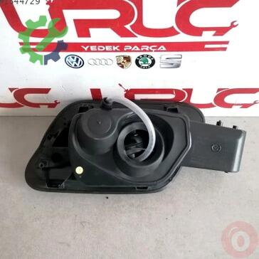 Volkswagen Jetta Depo Kapağı 17A809857D çıkma parça