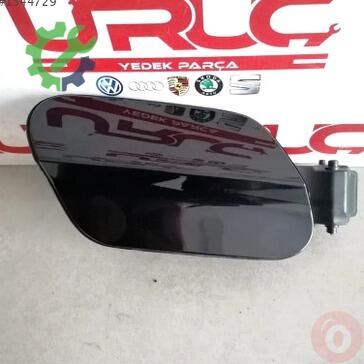 Volkswagen Jetta Depo Kapağı 17A809857D çıkma parça