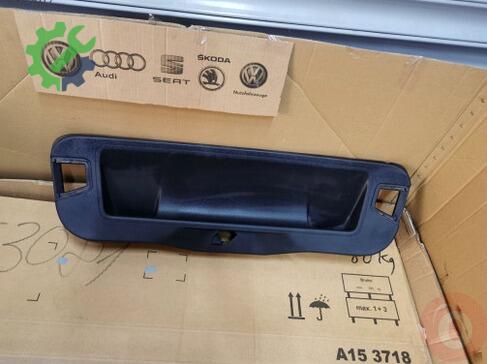 Volkswagen Jetta Bagaj 17A867605 çıkma parça