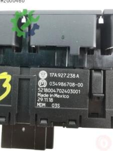 Volkswagen Jetta Orijinal Çıkma Flaşör Düğmesi 17A927238A