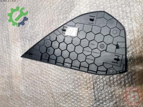 Volkswagen Jetta Torpido 17B858217 çıkma parça
