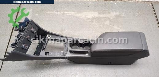 Volkswagen Jetta Orta Konsol çıkma parça