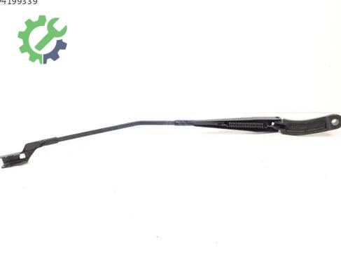 Volkswagen Jetta Silecek Kolu 17B955410 çıkma parça