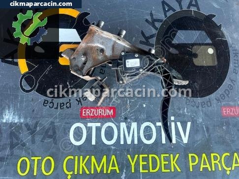 Renault Clio Pedal çıkma parça