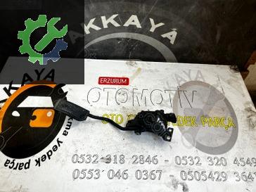 Nissan Almera Pedal 18002AU410 çıkma parça