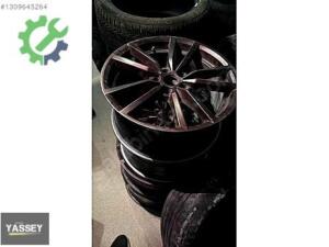 Volkswagen Orijinal Çıkma Jant (2. Adet)