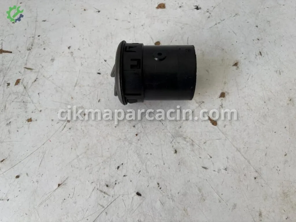 Fiat Doblo Kalorifer Izgarası çıkma parça