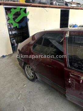Renault R19 Sağ Arka Kapı çıkma parça