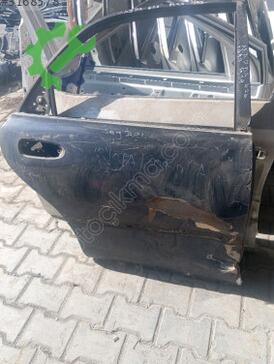Mazda 626 Sağ Arka Kapı çıkma parça