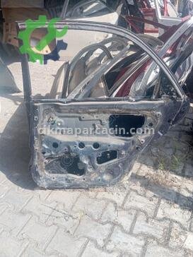 Mazda 626 Sağ Arka Kapı çıkma parça