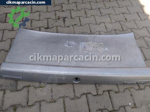 Renault R9 Bagaj Kapağı çıkma parça