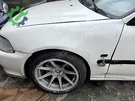 Honda Civic Sol Ön Çamurluk çıkma parça