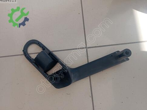 Volkswagen Polo Sağ Ön Kapı Kolu çıkma parça