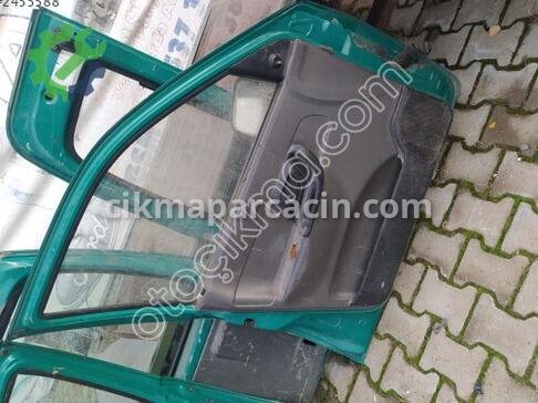 Volkswagen Polo Sağ Ön Kapı çıkma parça
