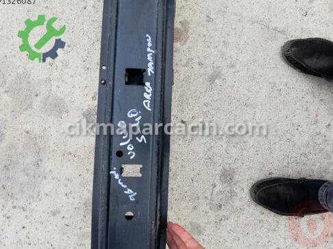 Volvo S40 Arka Tampon Demiri çıkma parça