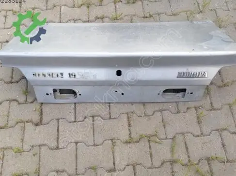 Renault R19 Bagaj çıkma parça
