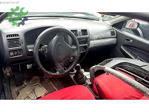 Mazda 323 Bagaj çıkma parça