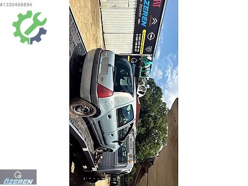 Renault Clio Bagaj Kapağı çıkma parça