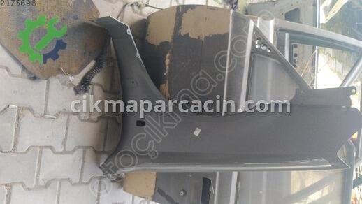 Hyundai Accent Sağ Ön Çamurluk çıkma parça