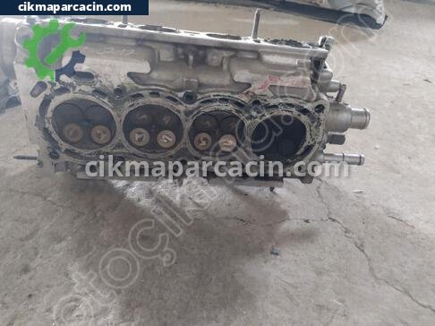 Toyota Corolla Silindir Kapağı çıkma parça