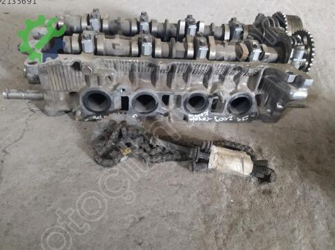 Toyota Corolla Silindir Kapağı çıkma parça