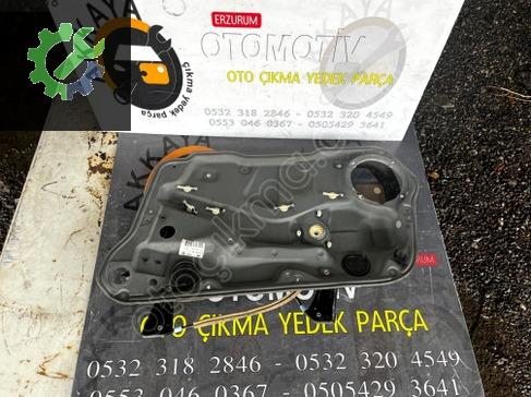 Volkswagen Golf Kapı Camları 1J4837756 çıkma parça