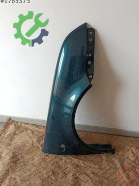 Volkswagen Bora Çamurluk 1J5821022 çıkma parça