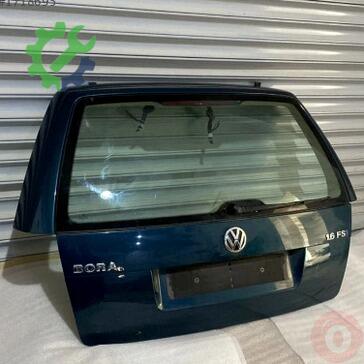 Volkswagen Bora Bagaj 1J9827025AE çıkma parça