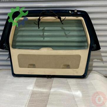 Volkswagen Bora Bagaj 1J9827025AE çıkma parça