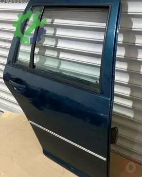 Volkswagen Bora Kapı 1J9833056E çıkma parça