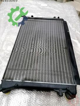 Volkswagen Caddy Motor Su Radyatörü 1K0121251DL çıkma parça