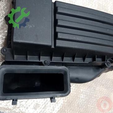 Volkswagen Golf Hava Filtresi Kutusu 1K0129607BB çıkma parça