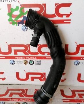 Audi A3 Turbo Hortumu 1K0129684 çıkma parça