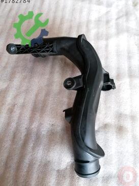 Volkswagen Jetta Turbo Hortumu 1K0145770AG çıkma parça