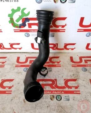 Volkswagen Golf Turbo Hortumu 1K0145770D çıkma parça