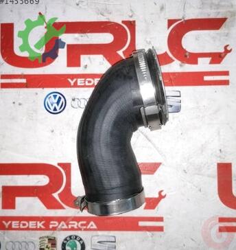 Volkswagen Jetta Turbo Hortumu 1K0145838L çıkma parça