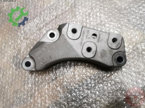 Volkswagen Caddy Şanzıman Komple 1K0199117CD çıkma parça