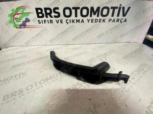1K0807389B  2005-2010 JETTA-GOLF5 FAR ALT BRAKETİ