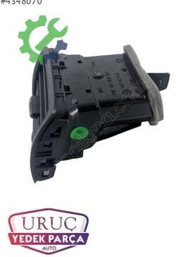 Volkswagen Jetta Havalandırma Izgaraları 1K0819704B çıkma parça
