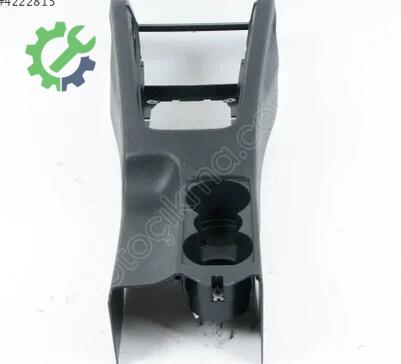 Volkswagen Scirocco Orta Konsol 1K0863243C çıkma parça