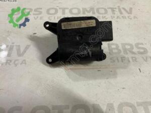 1K0907511C KLİMA KALORİFER HAVA YÖNDİRME MOTORU  Caddy-Golf 5- 6