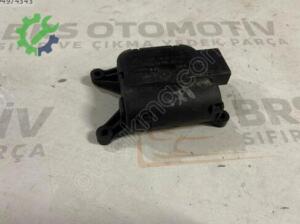 1K0907511E KLİMA KALORİFER HAVA YÖNDİRME MOTORU  Caddy-Golf 5- 6